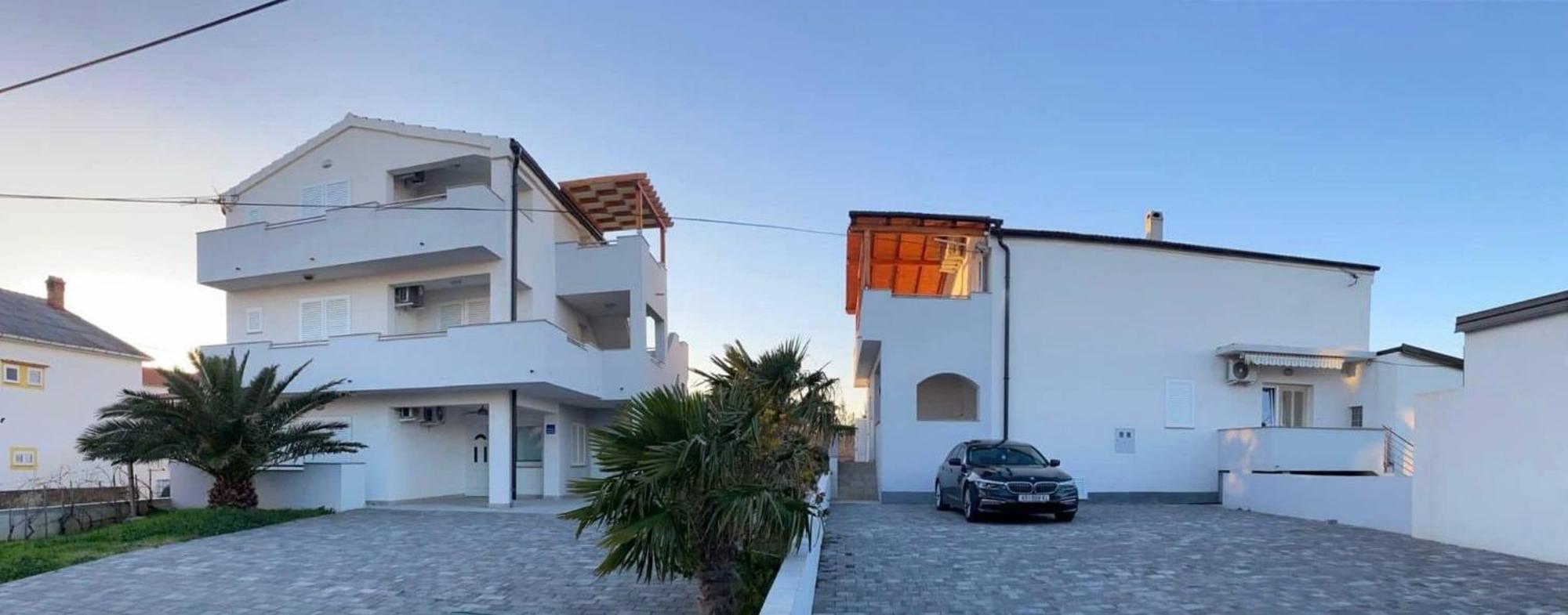 Apartmani Lovrencic Vrsi Exterior foto